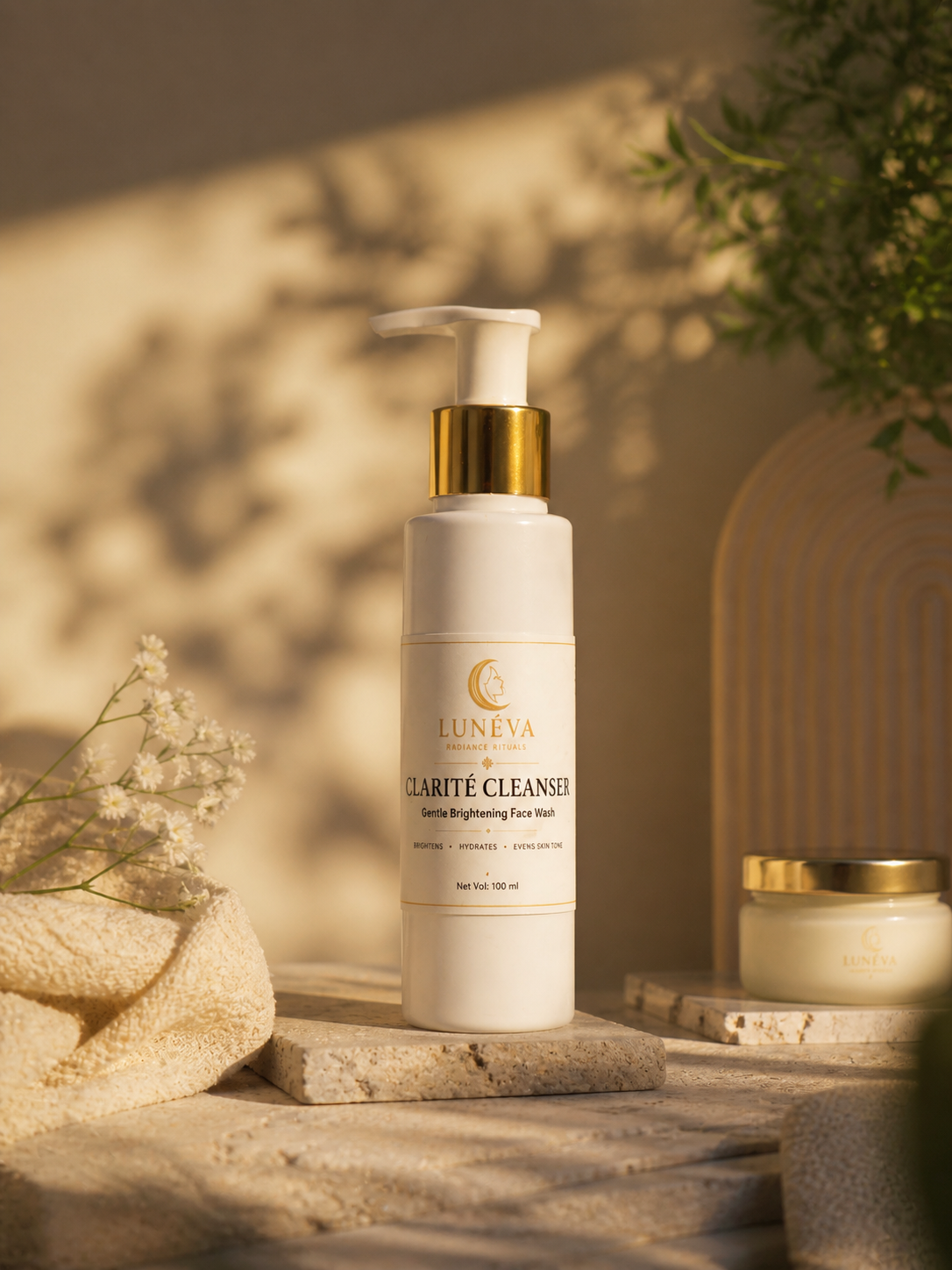 LUNÉVA Clarité Cleanser